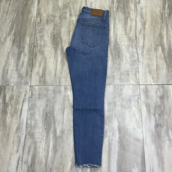 J. Crew High Rise Exposed Button Distressed Toothpick Jean 28 - Picture 2 of 13